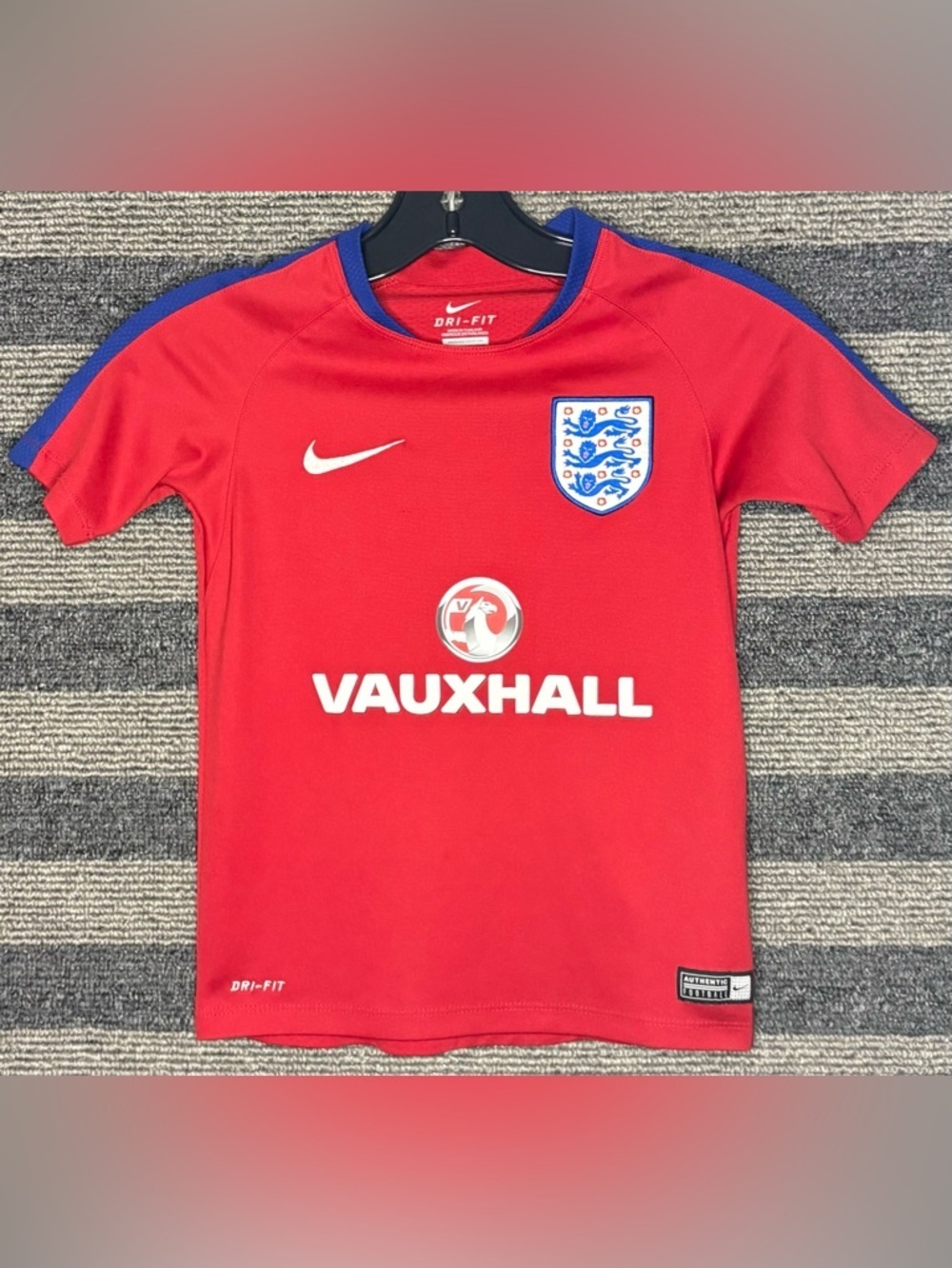 2016/17 Nike England Soccer Jersey Football Kit Child XS Fits a 5/6 Year Old